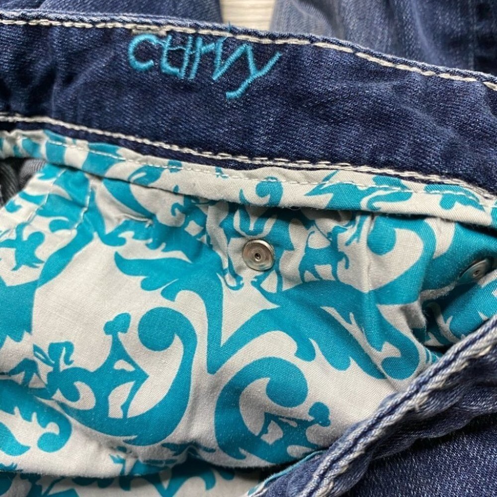 Maurices Curvy Denim Capris - Picture 6 of 8